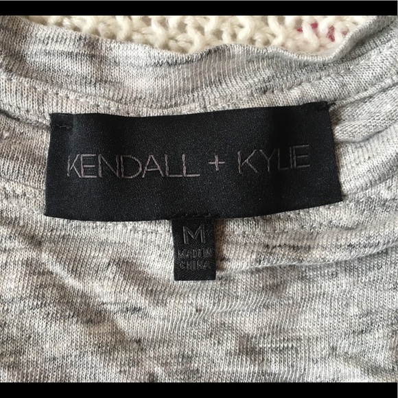 Kendall + Kylie Split Back Cropped Top (Gray) - Picture 3 of 5